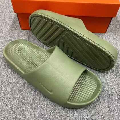 Nike Jointless Slipper Olive