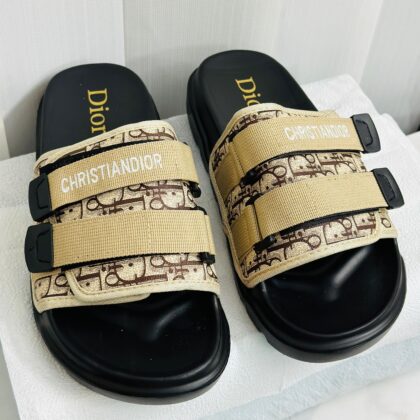 Hugo Boss Slipper for men -Brown